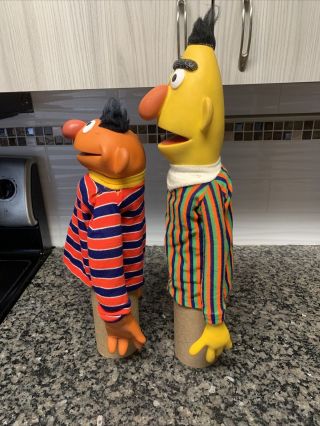 Sesame Street Muppets BERT and ERNIE Vinyl Cloth Hand Puppets Vintage 1970s 2