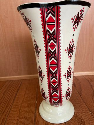 Handmade Artisian Vintage Ukrainian Art Deco Needlework Print Scalloped Vase