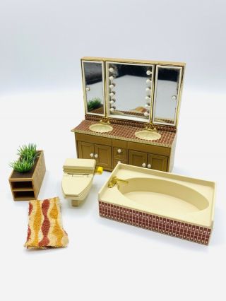Vintage 1980 Tomy Smaller Dollhouse Bathroom Vanity Tub Toilet Towel Planter