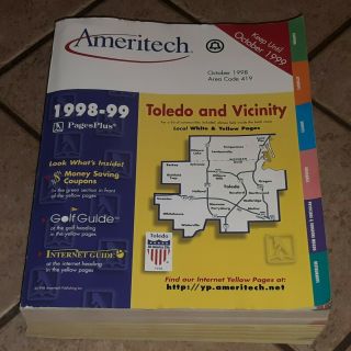 1998 1999 Toledo Ohio City Ameritech Phone Book White Yellow Pages Telephone Vtg