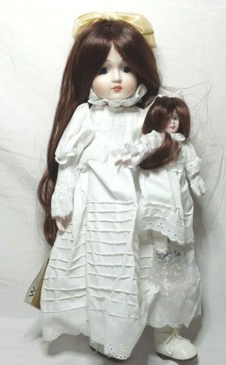 Vtg Victorian Style Seymour Mann Porcelain Hand Painted Doll 18 " Brunette.  1986