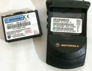 Vintage Motorola StarTAC 7868W Flip Cell Phone Verizon W/ Charger Holster 2