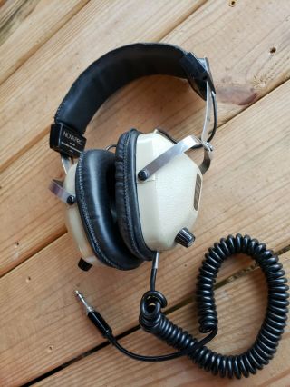 Vintage Realistic Nova Pro 8 Ohm Stereo Headphones L/r Vol Controls (b4)
