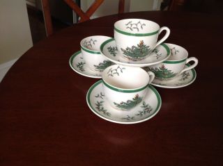 Vintage Spode Christmas Tree Coffee/tea Cups And Saucers - England Euc