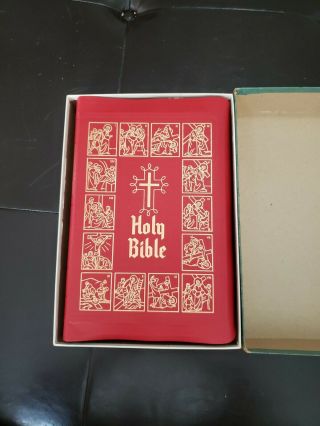 The Holy Bible,  Edit By Rev.  John P.  O’connell,  1951 The Catholic Press Leather