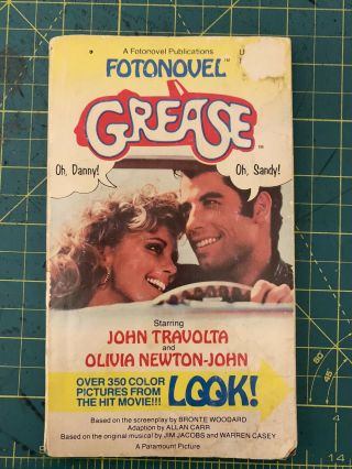 Grease Fotonovel - 1978 1st Ed - Olivia Newton - John - John Travolta