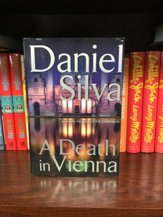 A Death In Vienna By Daniel Silva Signed First Edition