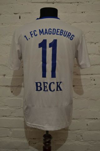 Magdeburg Home Football Shirt 2017/2018 Soccer Jersey Trikot 11 Beck Mens S