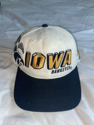 Vintage Iowa Hawkeyes Sports Specialties Shadow Snapback