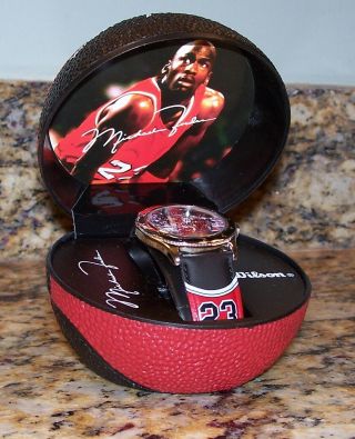 Avon Michael Jordan 23 Pictorial Watch W/wilson Basketball Case,  Chicago Bulls