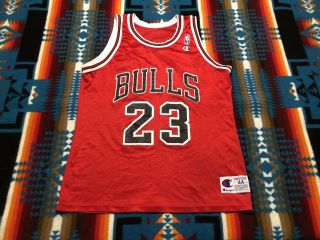 Vintage Michael Jordan Champion Red Chicago Bulls 23 Jersey Size 44