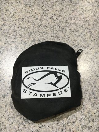 Sioux Falls Stampede Official Hockey Puck N Bag Season Ticket Holder 2005 - 2006 2