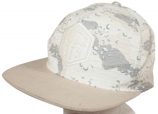 Buzz City Nba Charlotte Hornets - Mitchell & Ness Beige Camo Vintage Hat