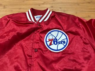 MENS L - Vtg 1991 NBA Philadelphia 76ers Chalk Line Sewn Quilted Snap Jacket USA 2