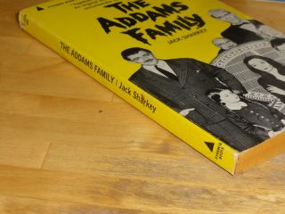 THE ADDAMS FAMILY Jack Sharkey 1965 TV Tie - in paperback Pyramid Books ABC show 3
