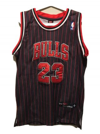 Vintage Nike Authentics Michael Jordan 23 Chicago Bulls Pinstripe Jersey Sz 48
