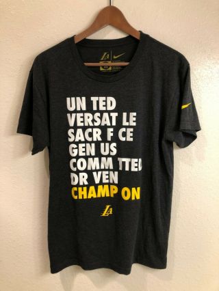 Los Angeles Lakers Authentic Nike " Champion " T - Shirt (size: M) -