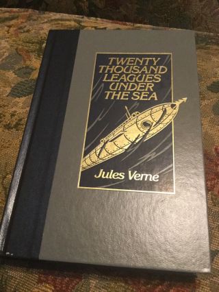 Jules Verne 20,  000 Leagues Under The Sea Blue And Grey Hardcover
