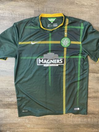 Nike Celtic Football Club Training Shirt - Size L Green Striped Jersey