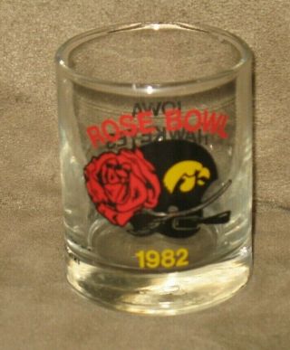 Rare Vintage 1982 University Of Iowa Hawkeyes Football Rose Bowl Shot Glass