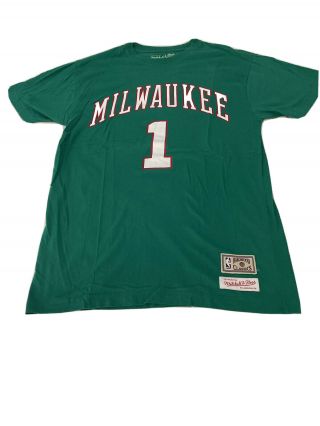 Milwaukee Bucks Mitchell & Ness Hardwood Classics Oscar Robertson T - Shirt