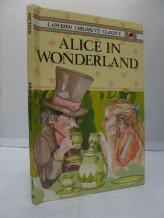 Alice In Wonderland By Lewis Carroll - Ladybird - Illustrated Hb
