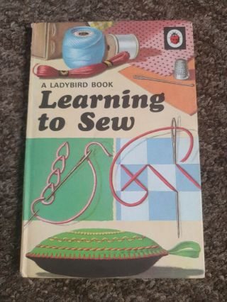 Vintage Ladybird Book Learning To Sew Series 633 B3