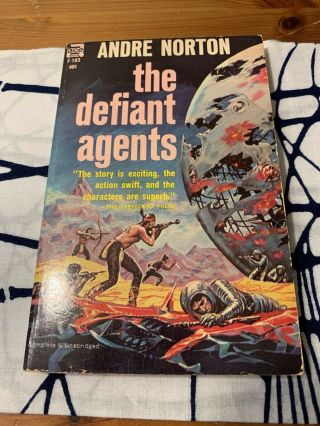 Book - The Defiant Agents By Andre Norton - Vintage Sci - Fi (1962)