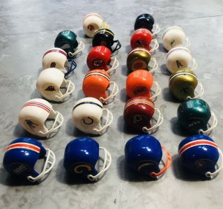 Vintage 1970’s Nfl Mini Football Helmets Gumball Vending Machine Set Of 22