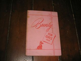Vintage/collectable Bunty For Girls Annual 1969