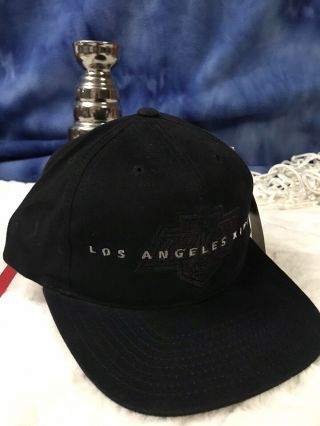 Rare Vtg Los Angeles kings low profile American Needle Snapback Hat Cap H30 2