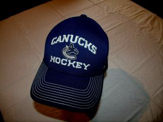 Vancouver Canucks Hockey Dark Blue Reebok Center Ice Stretch L/xl Hat Nhl