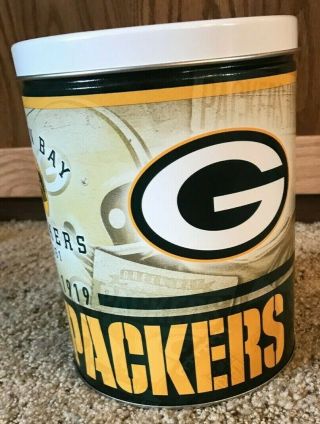 Nfl Green Bay Packers Collectible Popcorn Tin 7.  25 " Round Container,  Empty.