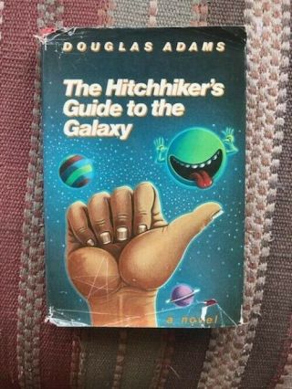 Douglas Adams - The Hitchhiker 