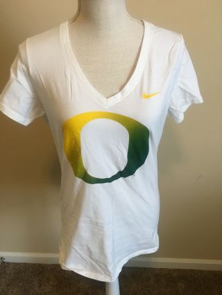 Nike Womens Oregon Ducks T Shirt Size Xl White With “o” Symbol V Neck