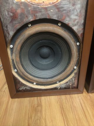 A Pair Classic Acoustic Research AR - 1 Speaker 3