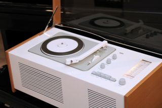 Restored Braun Sk6 Record Player Design D.  Rams Snow White Coffin Tube Radio Art
