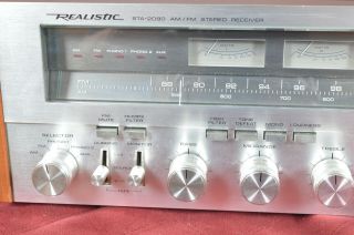 Realistic STA - 2080 AM / FM Stereo Receiver 80,  Watts per Channel 2