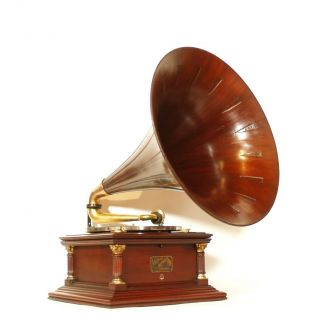 1907 Victor VI Phonograph w/Original Spear Tip Wood Horn Outstanding 2