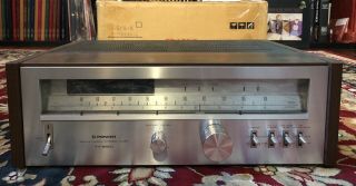 Near Pioneer Tx - 9800 Stereo Tuner W/original Cabinet