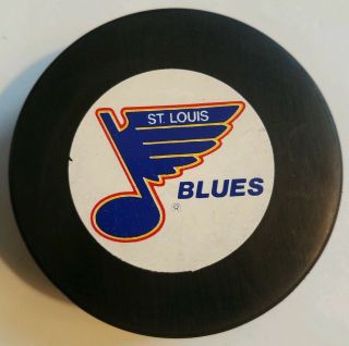 Vintage St.  Louis Blues Nhl Hockey Puck Made In Czechoslovakia Trench Mfg.  Vegum