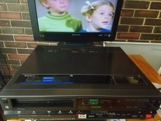 Sony SL - HF400 BetaMax VCR,  unit,  as it was intended to do 3