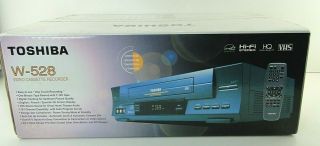 Toshiba W - 528 W528 VHS VCR Player Recorder w/ Remote VC - 522 Complete 3