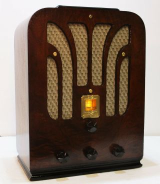 Old Antique Wood General Electric Vintage Tube Radio - Restored Tombstone