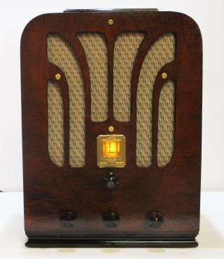 Old Antique Wood General Electric Vintage Tube Radio - Restored Tombstone 2