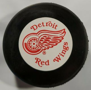 Detroit Red Wings Nhl Vintage Official Inglasco Hockey Puck Rare Made In Cz