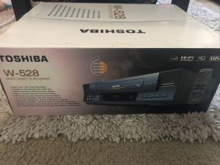 Toshiba W - 528 W528 Vhs Vcr Player Recorder W/ Remote Vc - 522 Complete