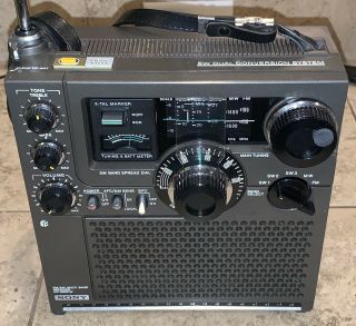 Vintage Sony Icf - 5900w Fm/am Multi Band Short Wave Radio Receiver