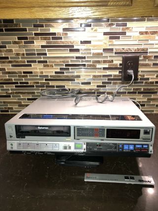 Sony Betamax Beta Hi - Fi Sl - Hf300 Vcr Stereo Video Cassette Recorder