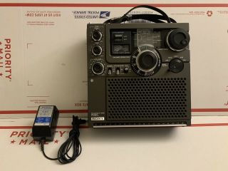 Sony Icf - 5900w Fm/am Multi Band Radio Receiver